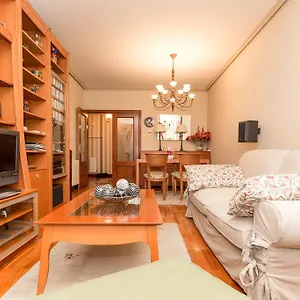 https://apartamento-iruarrizaga-vi.bilbaohotelsspain.com